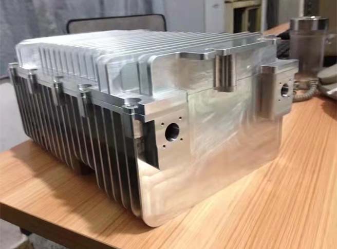 通讯腔体区动器散热器1.jpg