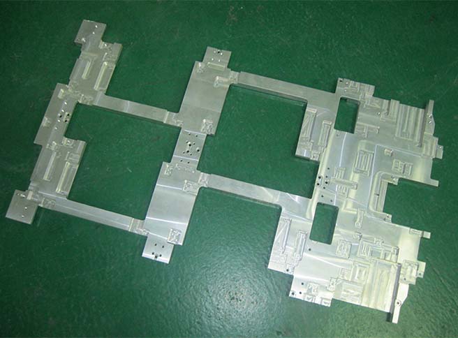 水泠板摩擦搅拌焊散热器.jpg