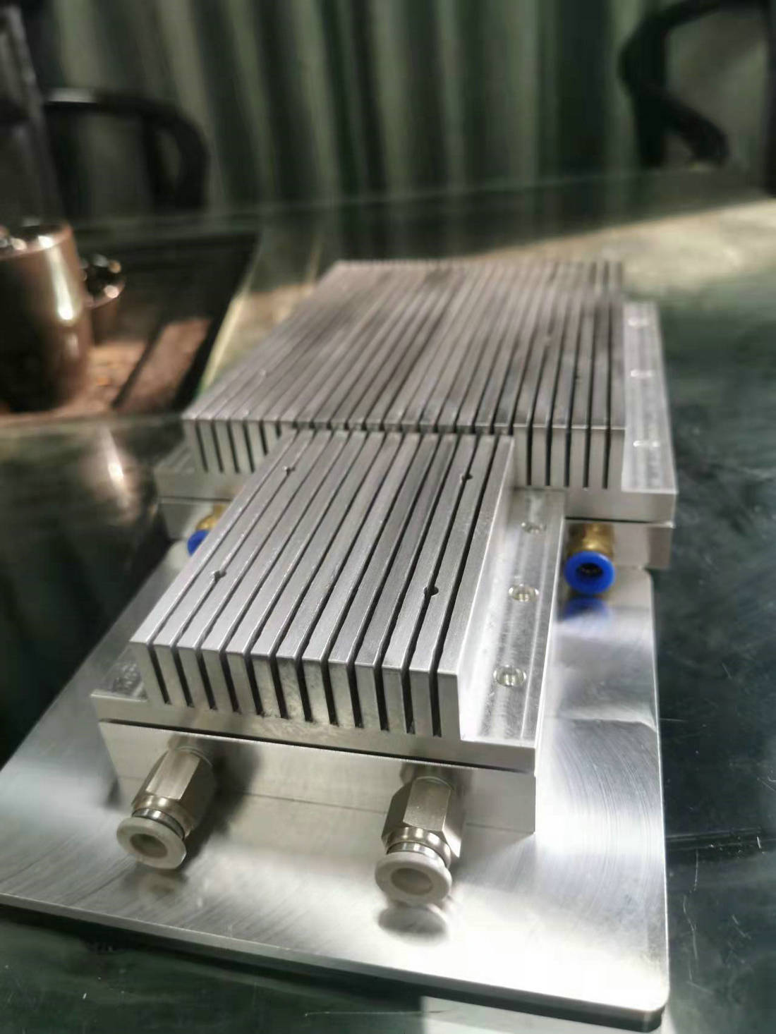 冷水板搅拌焊散热器1.jpg